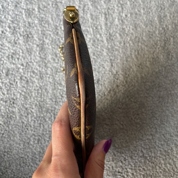 Authentic Louis Vuitton Milla - Picture 6 of 13